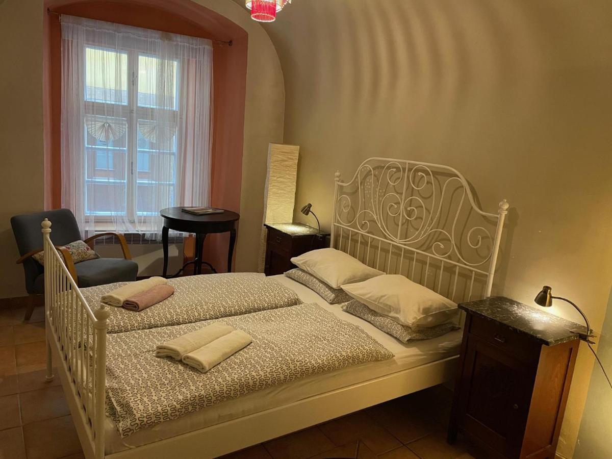 Apartment Rustic Ground Floor In Mala Strana Prag